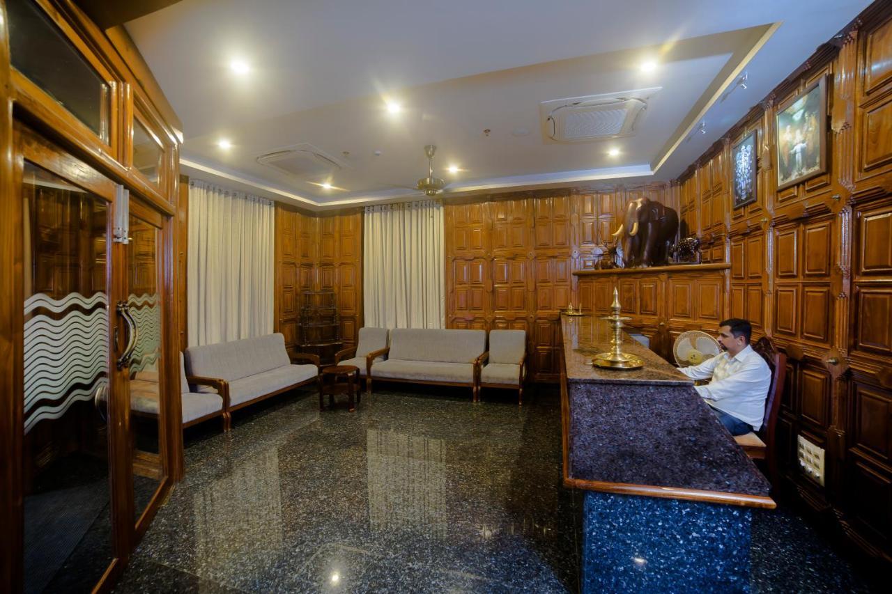 Hotel Guruvayur Darshan 外观 照片